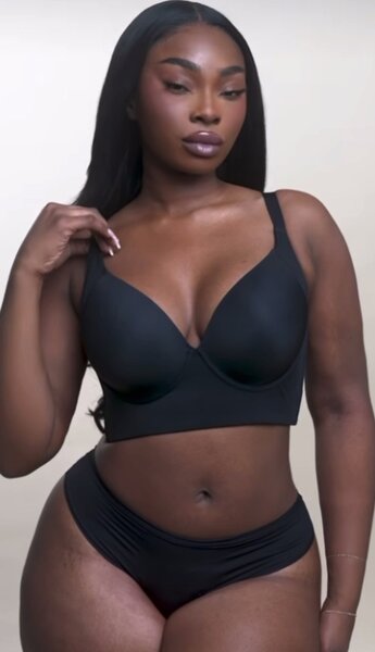 Corset black bra ✅cup size: 42e