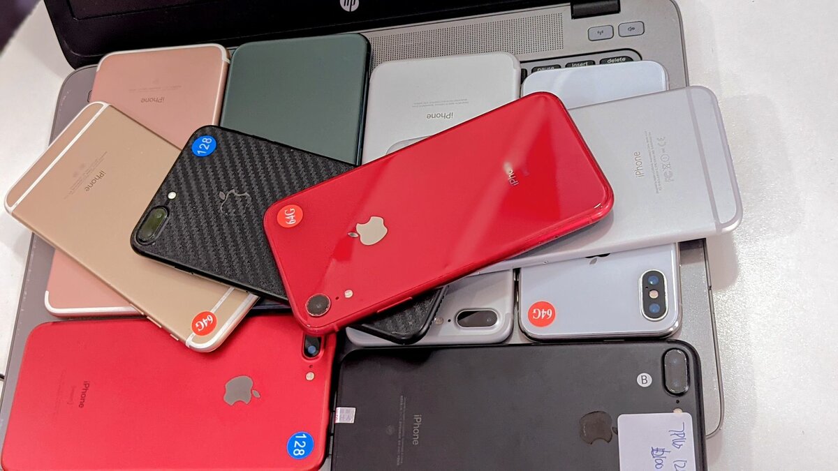 IPHONE XR 64GB
