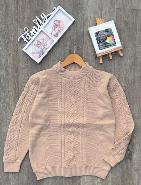 Pull chaud en tricot torsadé