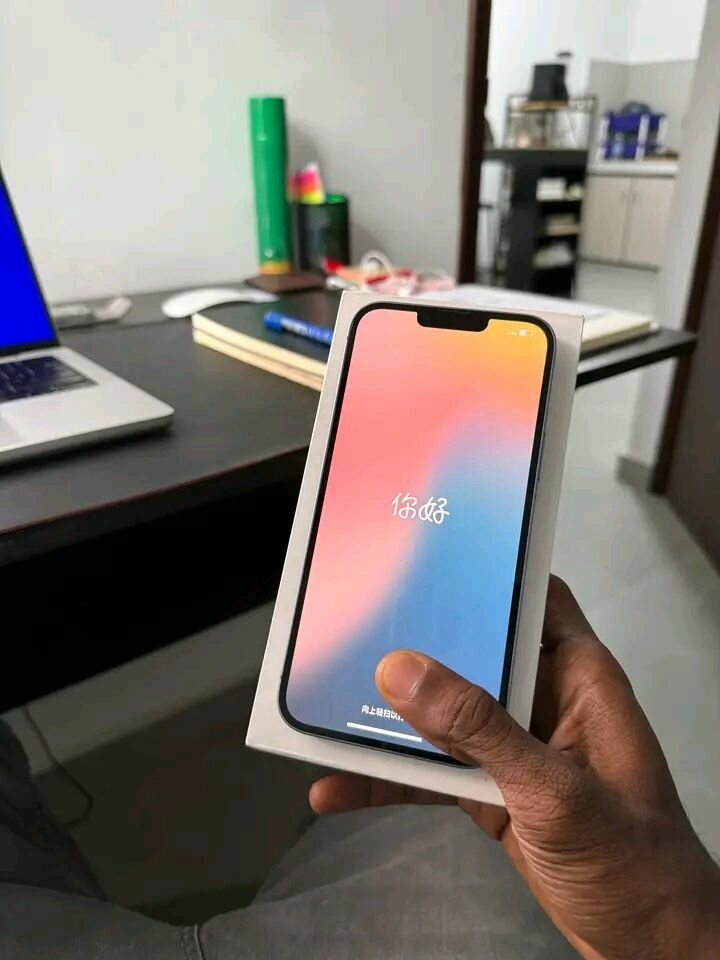 iPhone 14 Bleu Nouvel