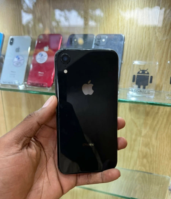iPhone XR