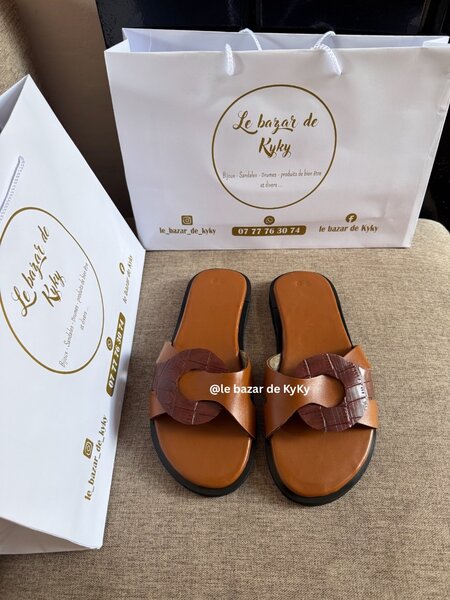Sandales en cuir femme