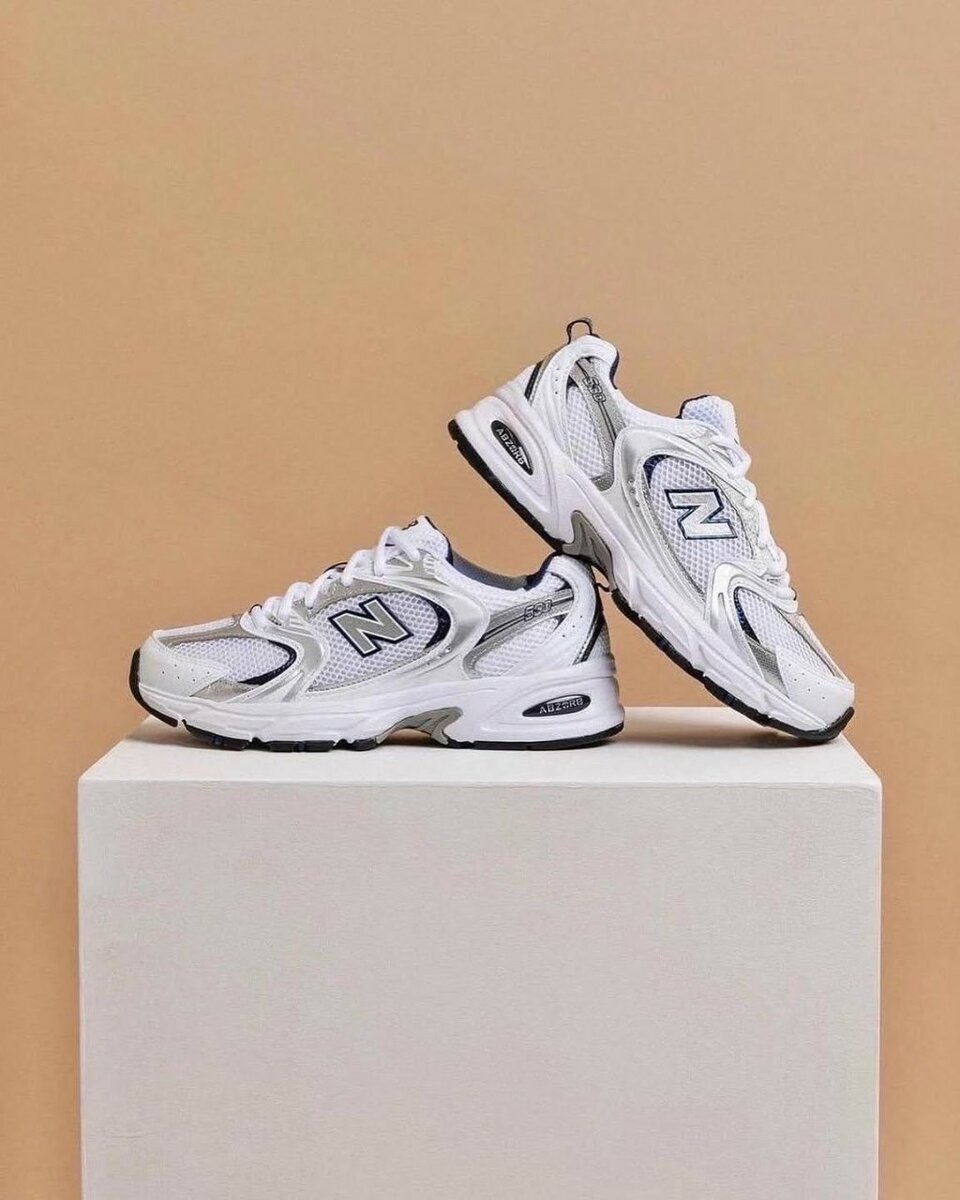 Baskets sport blanches tendance