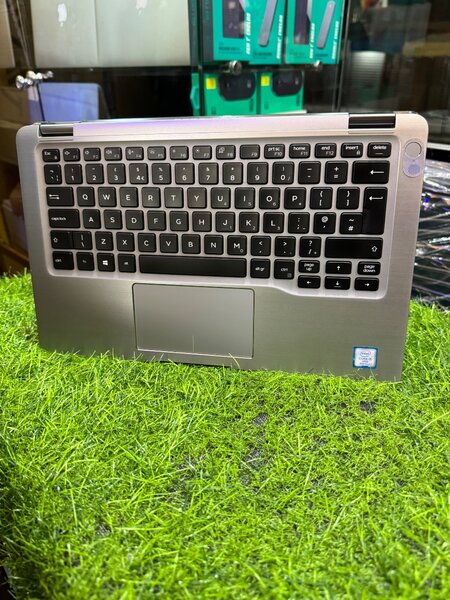 Dell x360 CONVERTIBLE RAM 8GB Intel Core i5 SSD 256GB