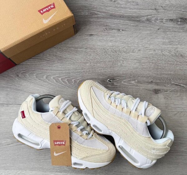 Baskets Levi's x Nike Air Max
