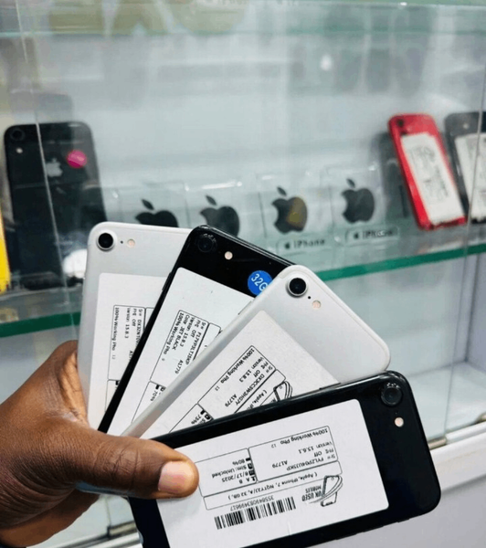 Smartphones reconditionnés compact