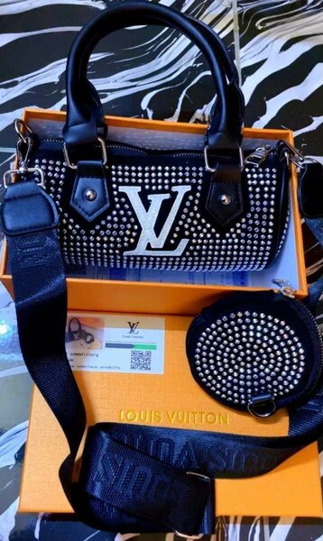 Sac LUIS VUITTON dans coffret