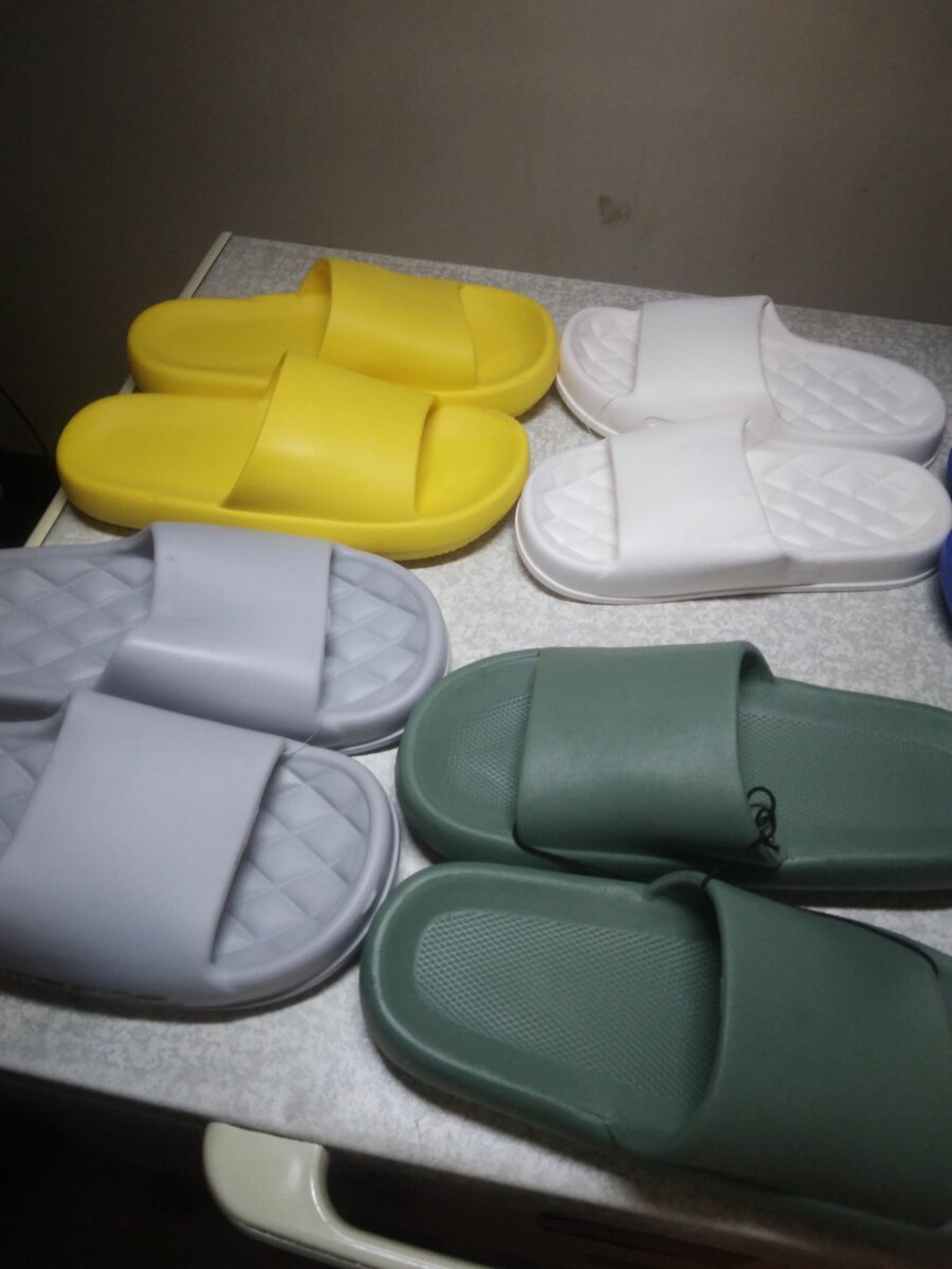 Unisex slippers
