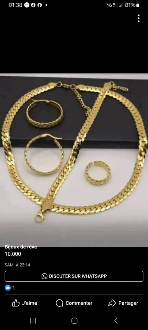 Parure de bijoux en plaqué or