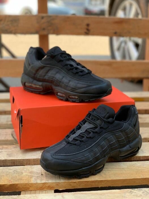 Airmax 95 Tripple Black 