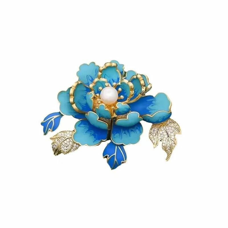 Fashion chest flower brooch