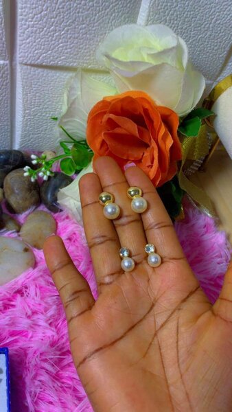 Boucles d'oreilles élégantes en perles et cristaux