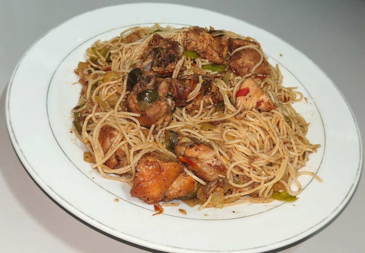 Spaghetti Sautées au Poulet