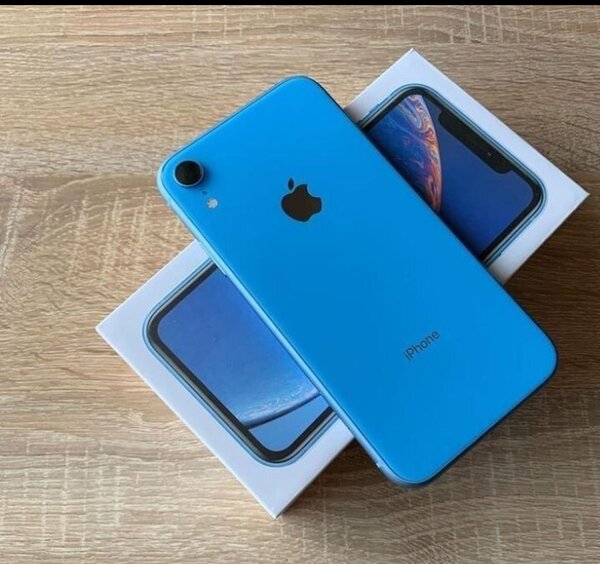 iPhone XR