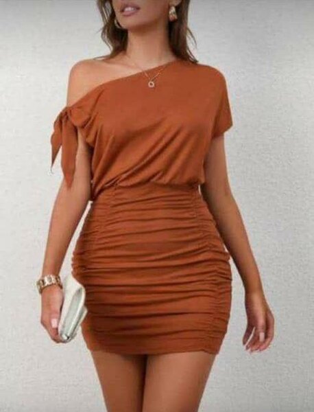 Robes moulantes élégantes