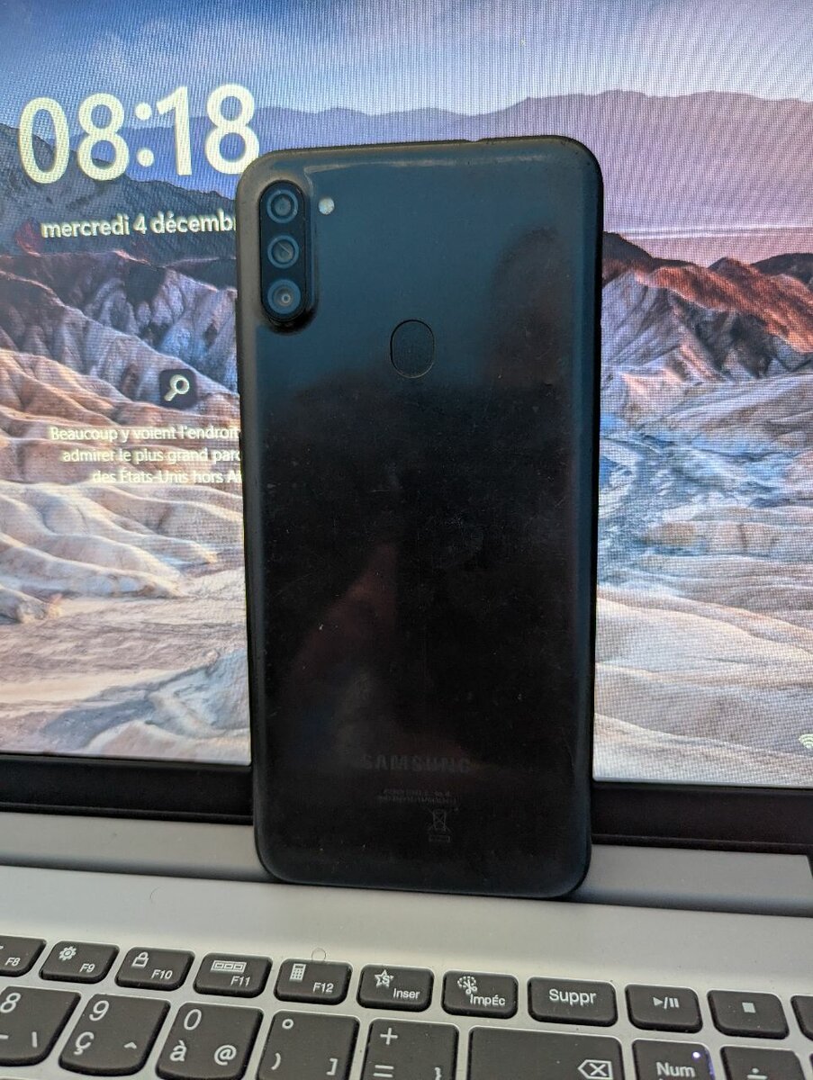 Samsung Galaxy A11 32giga_3giga Ram