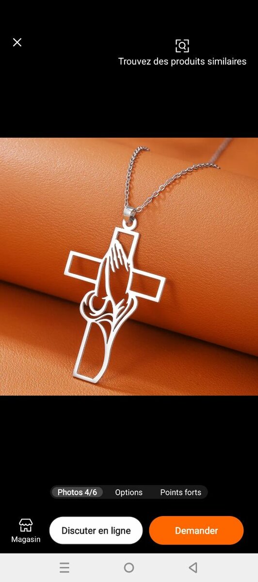 Collier Croix avec Main Prière