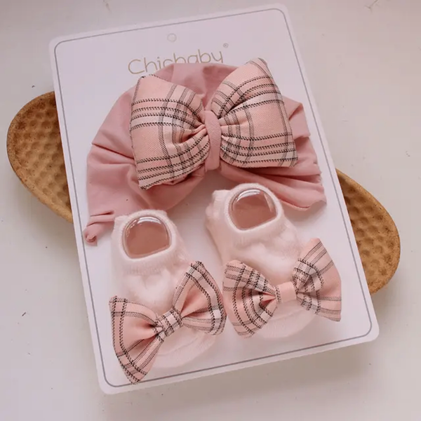 Set de chaussons et bandeau bébé
