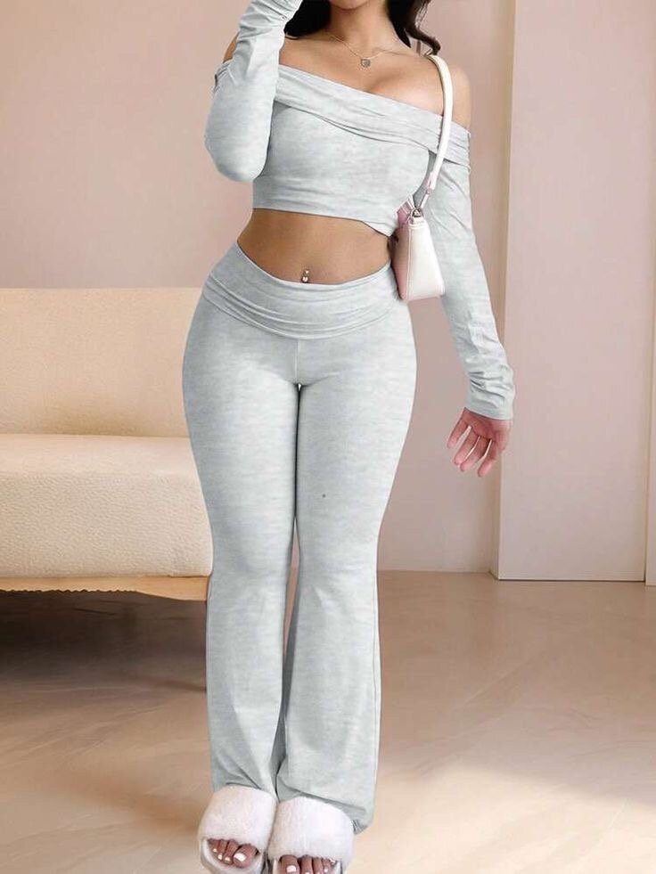 Tenue Femme Épaules Dénudées