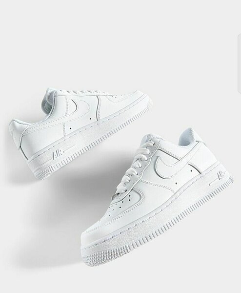 Baskets blanches classiques