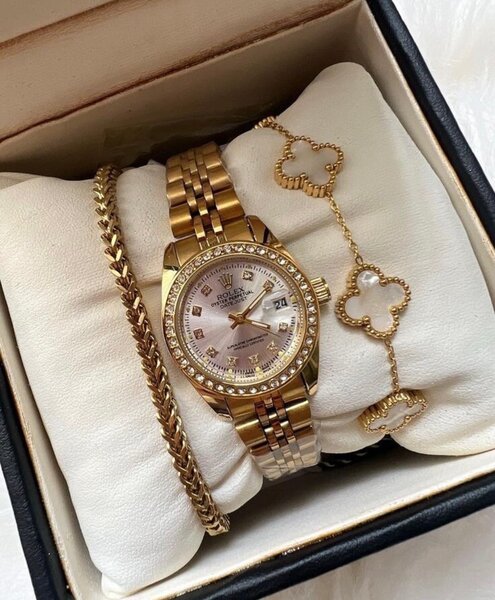 Montre en or élégante