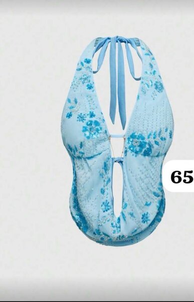 Haut dos nu léopard