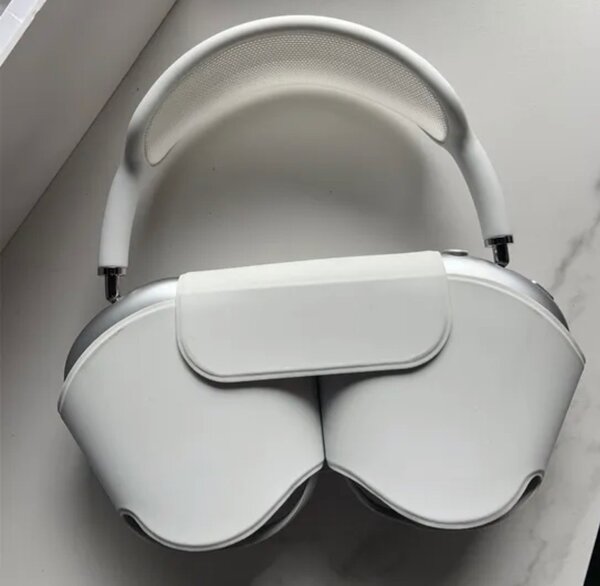 Casque sans fil avec étui