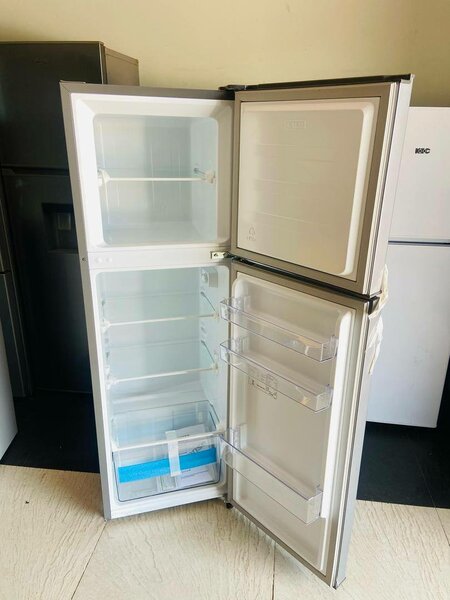 Medium hisense fridge