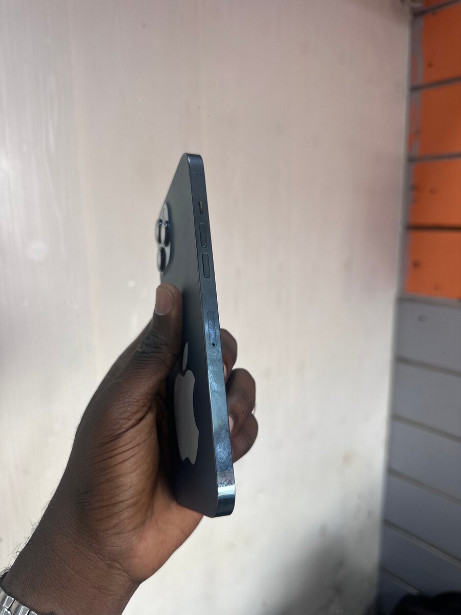 iPhone 12 Pro Max état 9.5/10