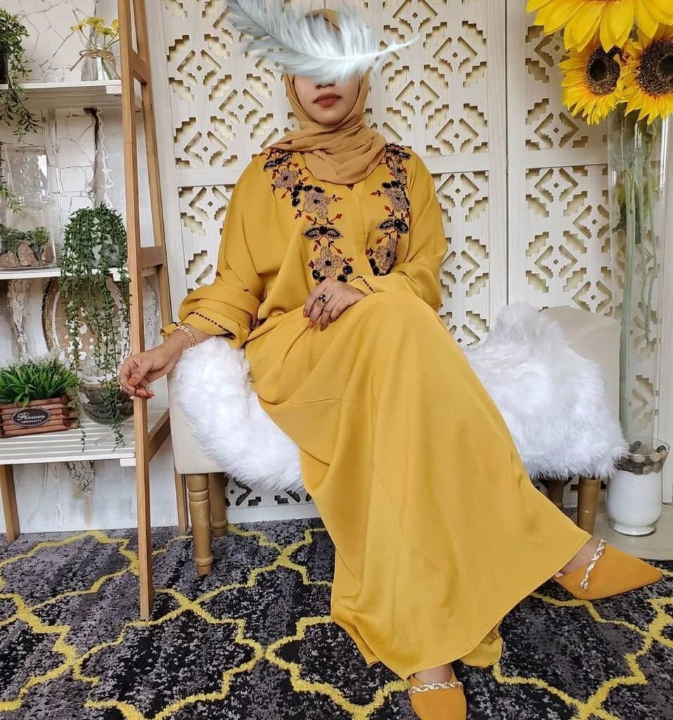 Elegant Embroidered Abaya