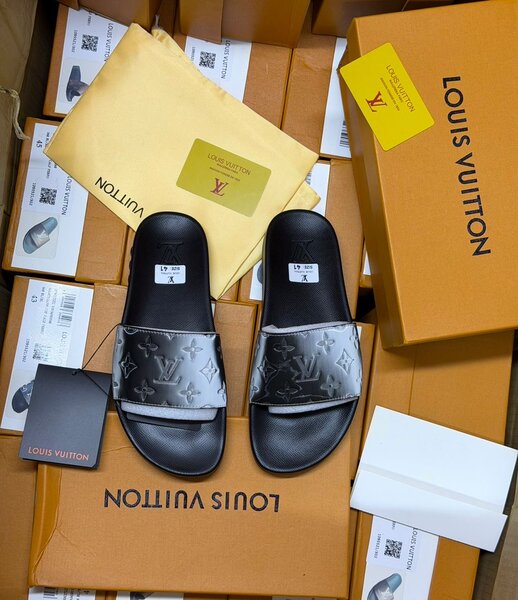 Sandales Louis Vuitton Homme