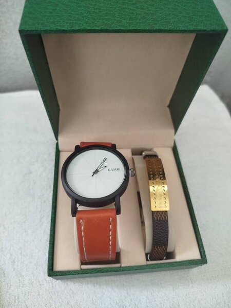 Montre et Bracelet en Coffret