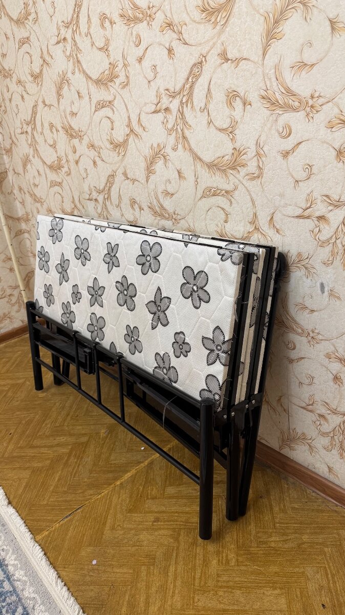 Металлическая кровать