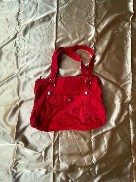 Red bag y2k