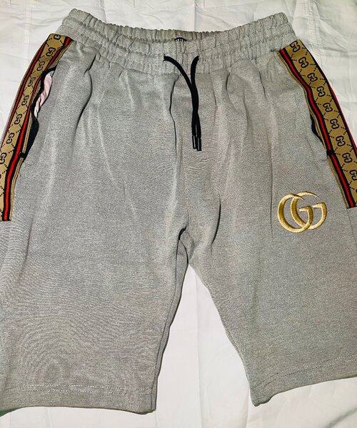 Shorts en molleton gris