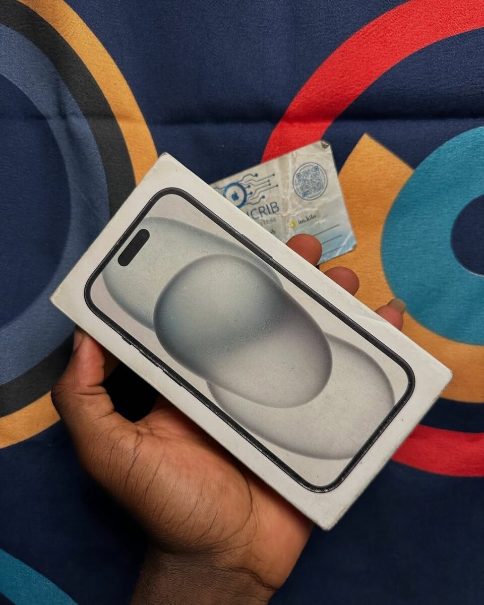 BRAND NEW IPHONE 15 128GB