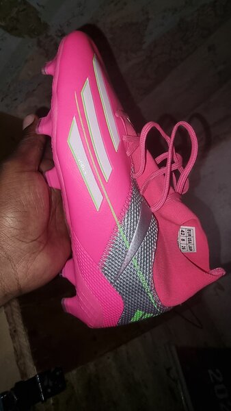 Soccer boots