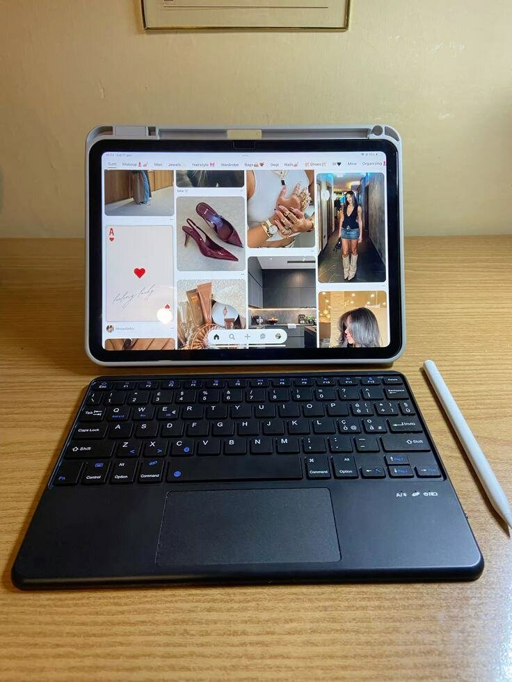 Tablette avec clavier et stylet