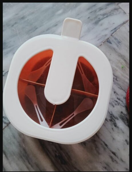 4 in 1 Partition Kitchen Seasoning Spice Box