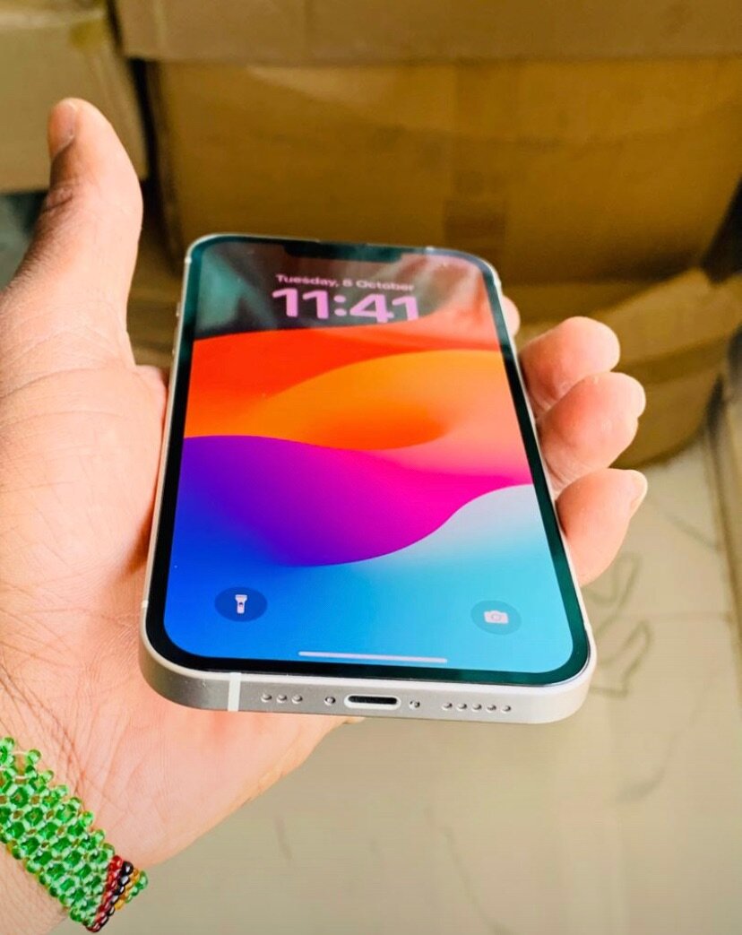 Iphone 13 flat 128gb