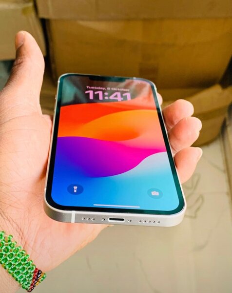 Iphone 13 flat 128gb