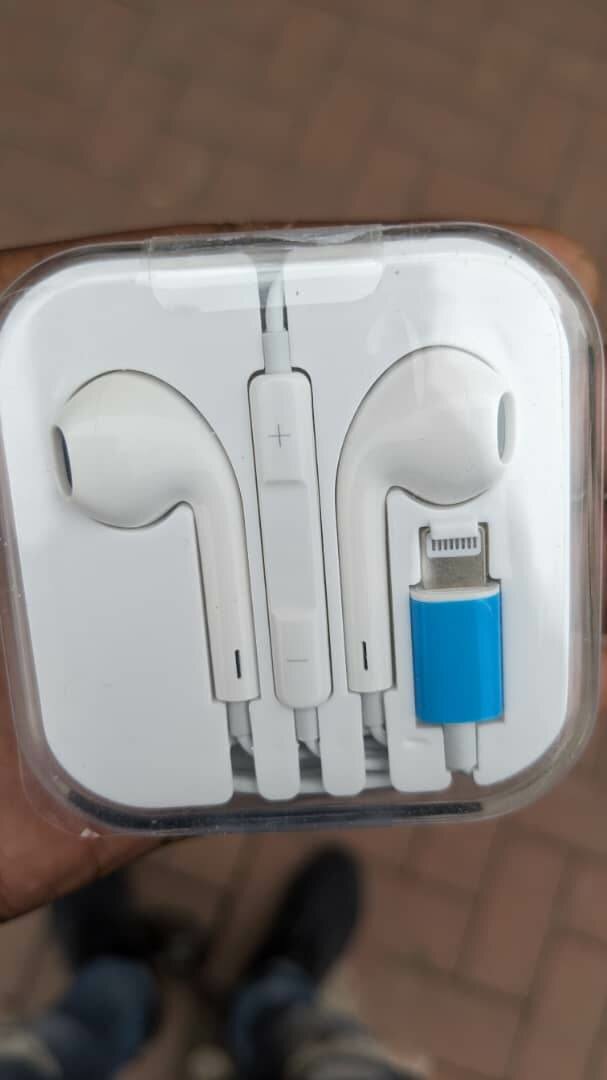 Iphone original headsets