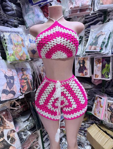 Ensemble crochet coloré d'été