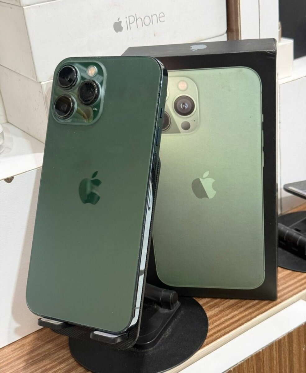 iPhone Pro Vert Neuf