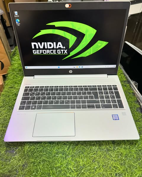 Hp probook 450 G6 GRAPHICS Laptop