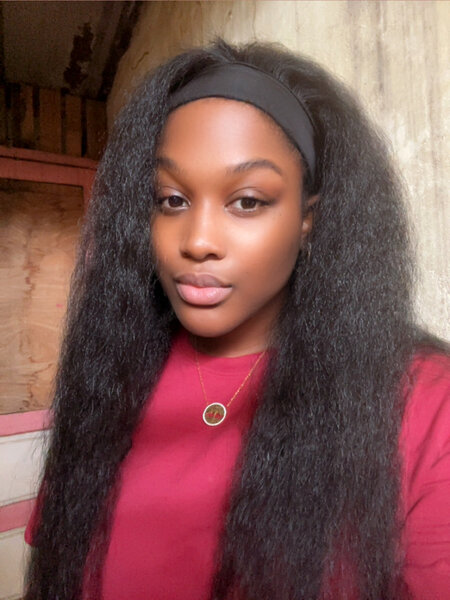 Perruque bandeau volumineuse