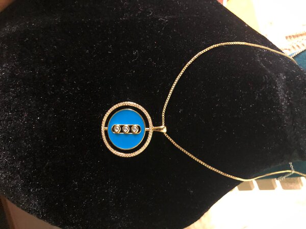 Collier Pendentif Élégant