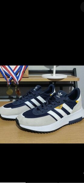 Baskets Adidas rétro homme