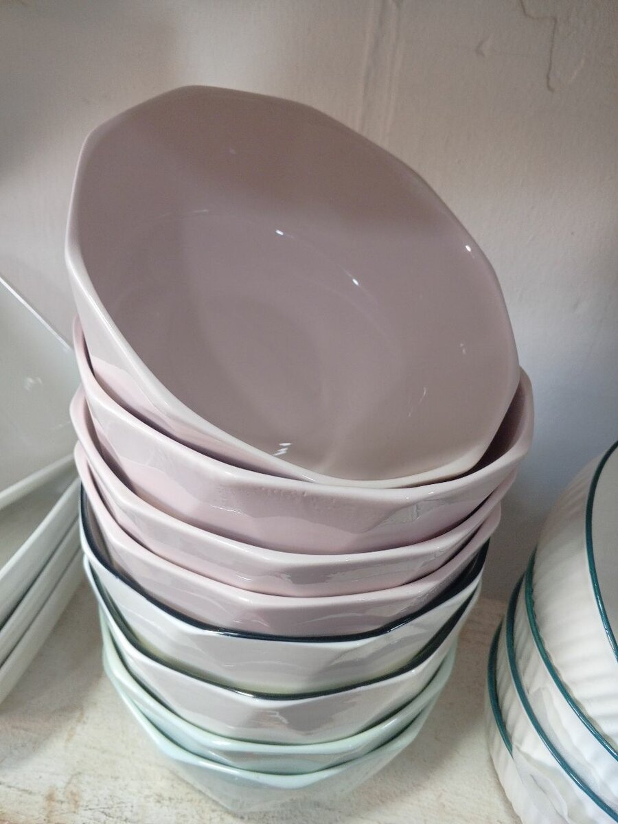 Ceramic soup bowl 2 for 50 cedis