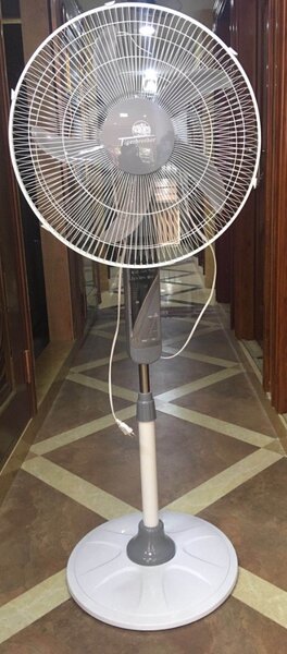 Ventilateur sur pied puissant